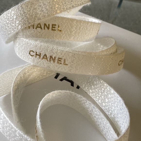 Chanel Holiday Ribbon - Picture 2 of 2